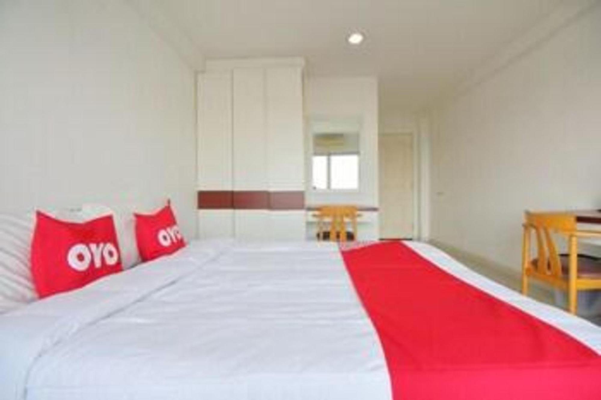 Super Oyo 498 Ladawan Villa Bangkok Eksteriør bilde