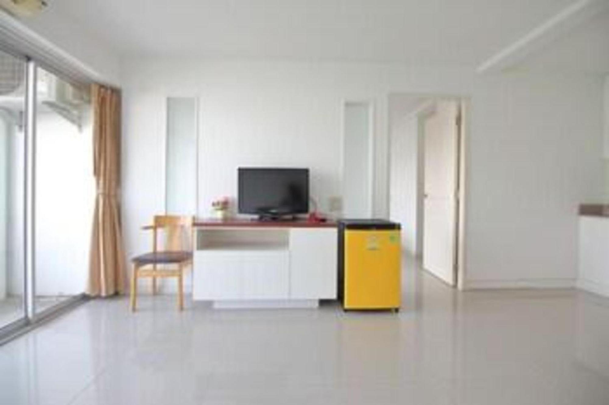 Super Oyo 498 Ladawan Villa Bangkok Eksteriør bilde