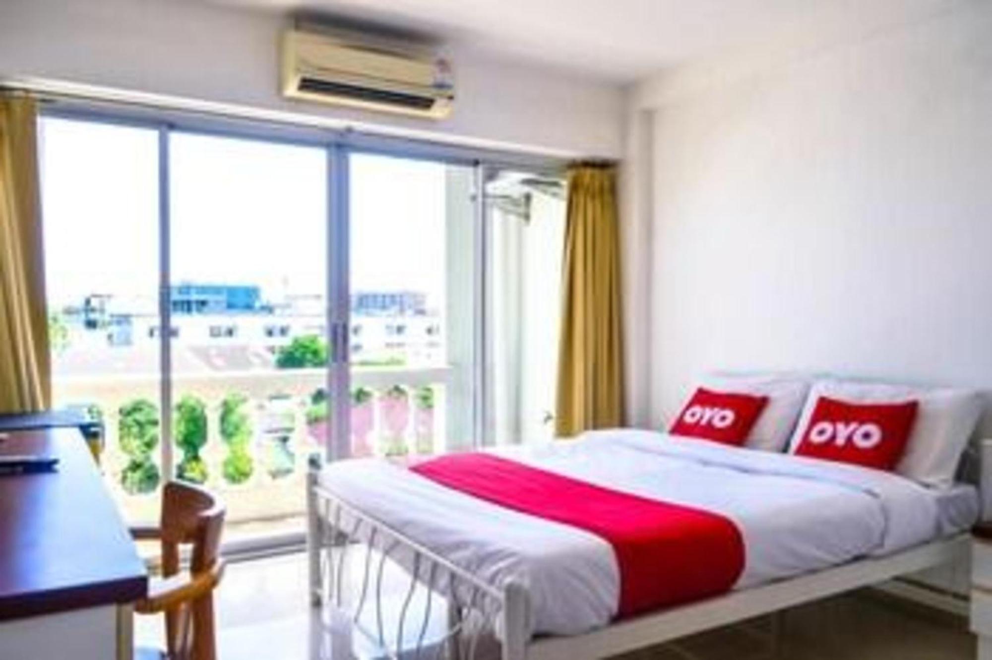Super Oyo 498 Ladawan Villa Bangkok Eksteriør bilde